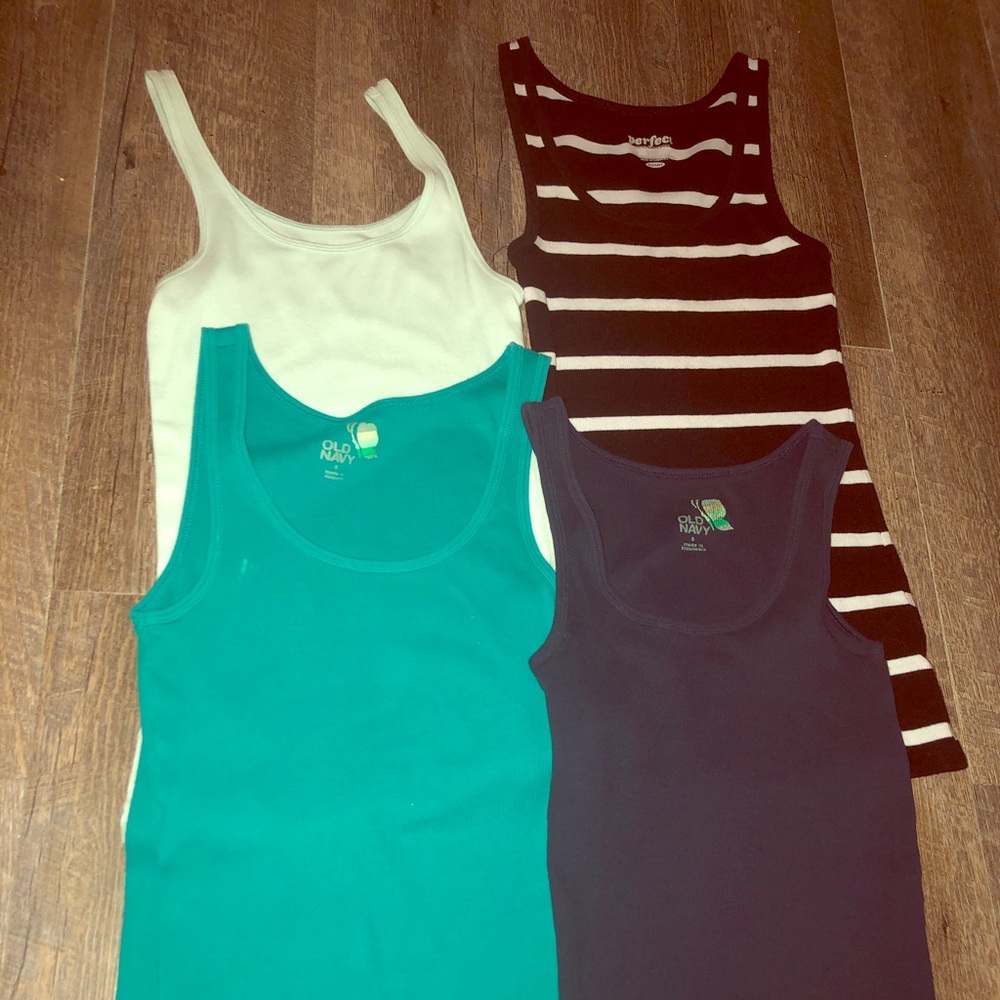 Old Navy Tank tops
